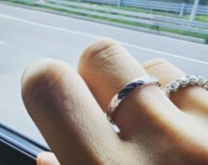 <b>김재중 여자친구</b> 인증?!