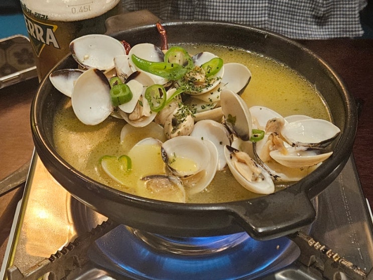  여름밤 잠실 데이트 방이동 먹자골목 금별맥주 방이점 백합조개 버터술찜 내돈내산 후기