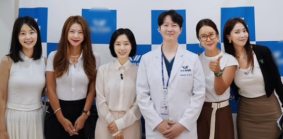 <b>이정현 남편</b>에게 오윤아 발달장애 아들 치료받아 <b>고마움</b> 전했다