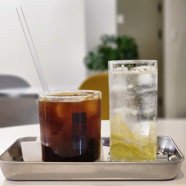  의왕시 한적하고 조용한  왕곡동 노키즈존 카페 '왕림커피 로스터스'