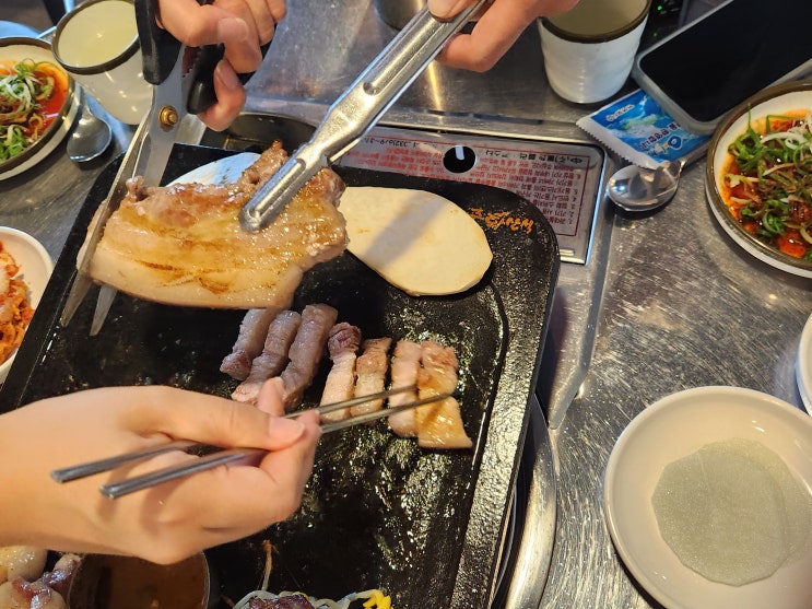  제주 흑돼지집 찾으세요? 이곳부터 한번 가 보세요!