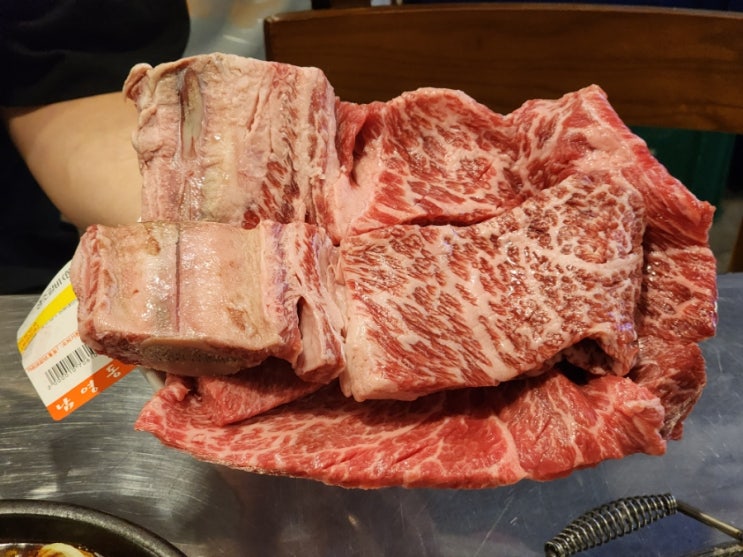 마블링 좋은 생소갈비 신당역맛집 ::남영동양문 신당점::