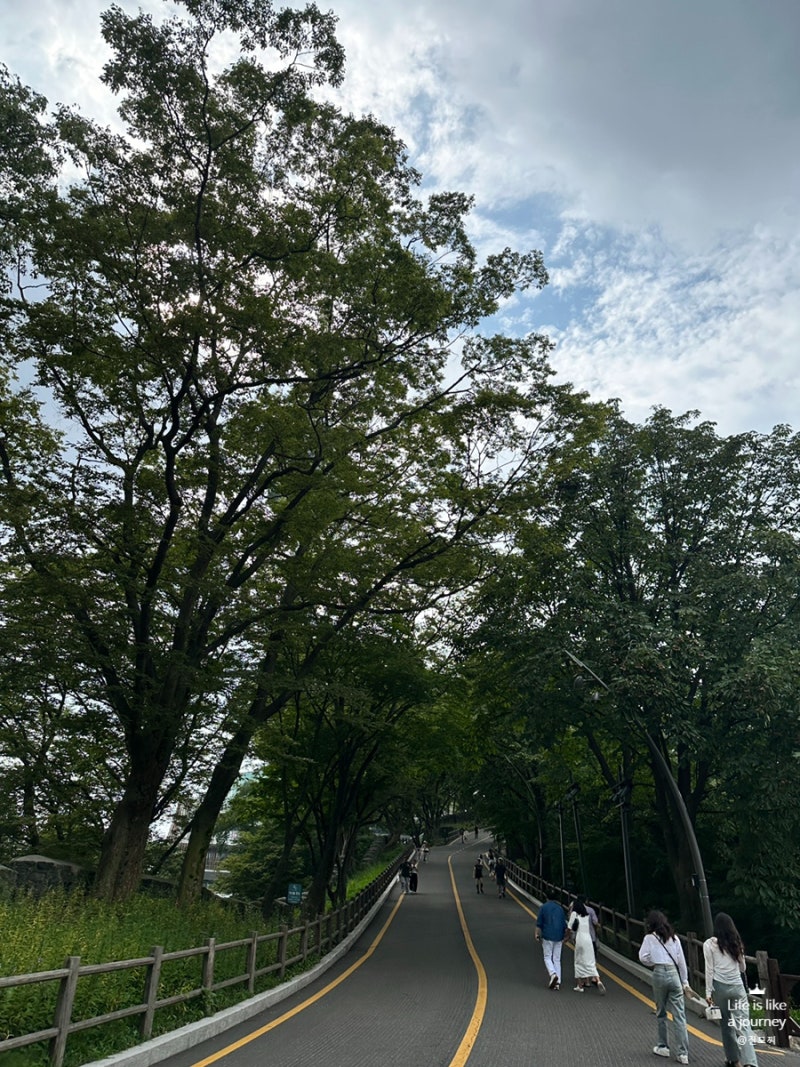 N서울타워 남산타워 전망대 가는법! 기념품 선물 종류? (+ 물품보관소) : 네이버 블로그