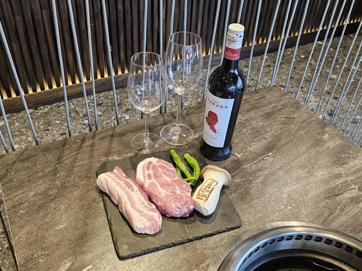  서귀포 중문 맛집 숙성흑돼지가 기막힌 제주 현지인 맛집 돌담흑돼지