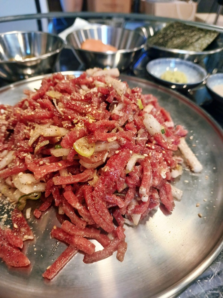부산 전포 육회 맛집 맛있는 소고기를 먹을 수 있는 소랑전포