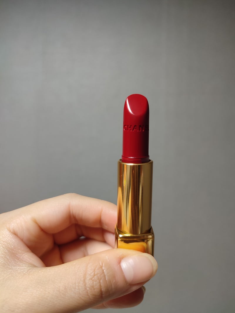 샤넬 립스틱 루쥬 알뤼르 99 피라트, +152 엥셍지사블)( Rouge allure 99 pirate, 152 Insaisissable)