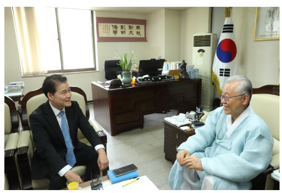 김영호 통일부장관, 최종수 성균관장 예방, 통일정책 추진방향 소통