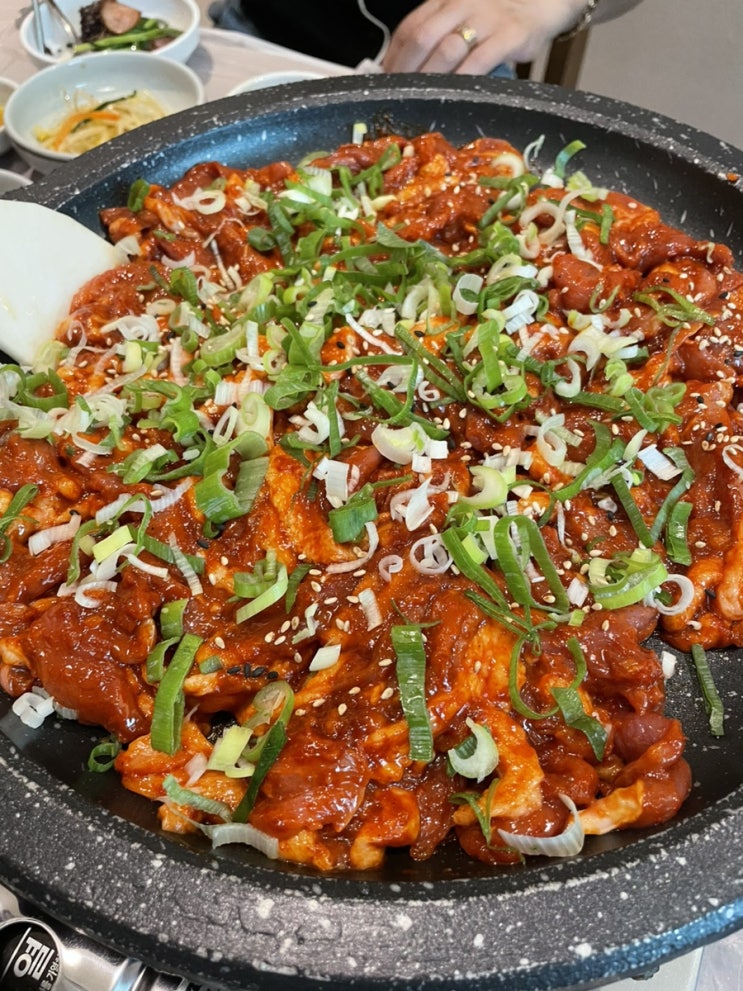  [초읍] 부모님께 대접하기 좋은 식당 추천, 깔끔한 인테리어와 음식까지