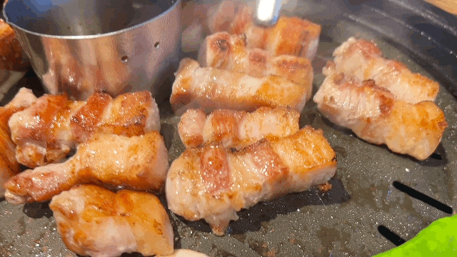 해운대 공감식당 :: 공기밥 대신 솥밥이 나오는 재송동 구워주는 고기집