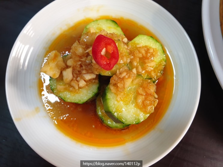  부산여행 필수코스 신발원 부산역 줄서는 맛집