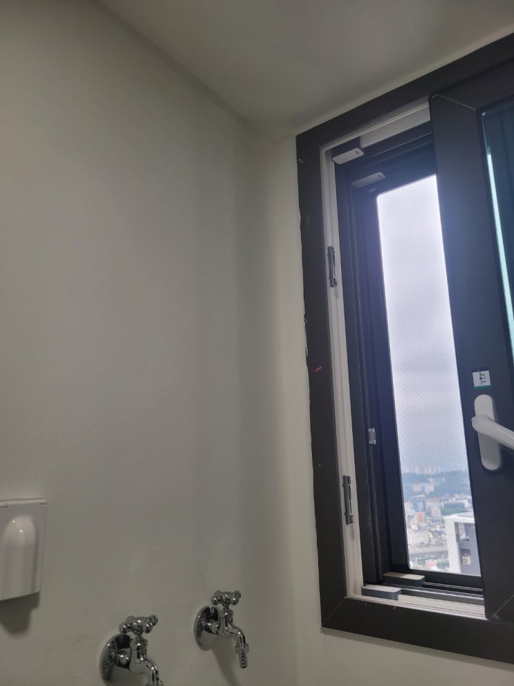 ( 서울 탄성코트 ) 청량리 한양수자인 그라시엘 아파트 베란다 곰팡이 탄성코트 시공후기