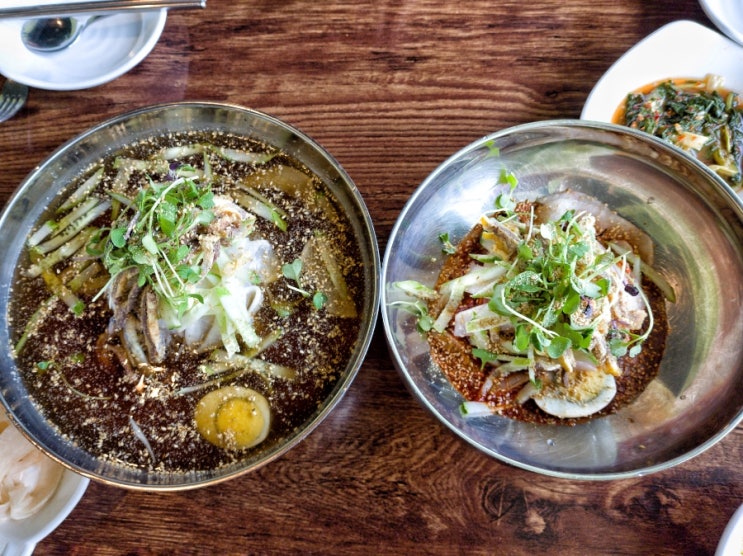  부천종합운동장역 진달래 카페&밀면 육전이 올라간 밀면 맛집