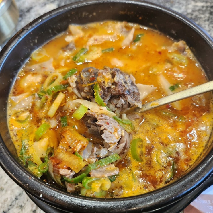  사당역 이수역 맛집 점심식당 청와옥 순대국 얼큰하게!