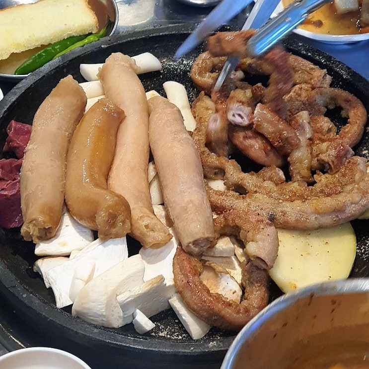  퇴근하고 모임하기 딱 좋은 곳! '광주 서구 <팔팔소곱창>'