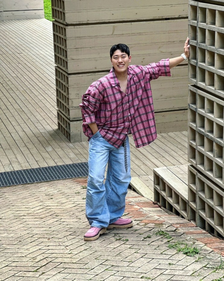  남자 연청바지 코디 DNSR(디앤써) 실루엣이 예쁜 디엔에스알 데님