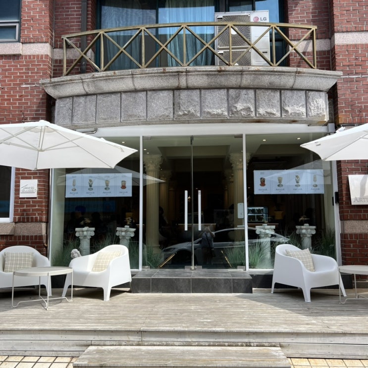  [대학로 카페] 어쩌다발견한 그리스신전 느낌의 “아티스타“ 카페 내돈내산