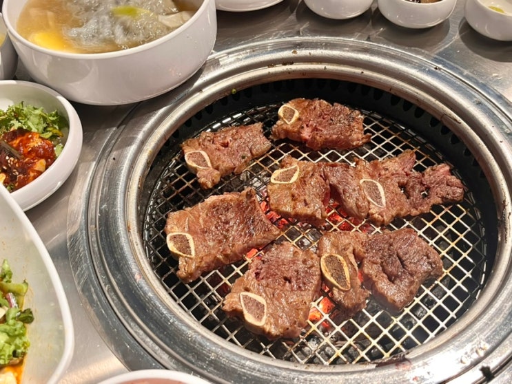  [대전] 유성구 관평동 소고기 양념갈비 맛집 ‘청기와타운’ :: 수원왕갈비 LA양념갈비 :: 회식모임 장소 추천