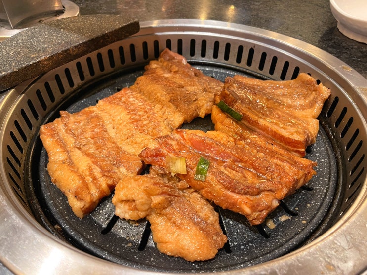  해운대고기집 맛집 추천 고기 구워주는 갈비가 맛있다