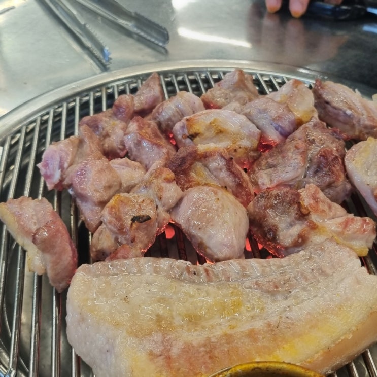  천호동 맛집 제주흑돼지구이 돈사돈