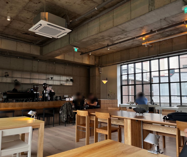  [마포/대흥] nice work today : 경의선 숲길 옆 책 읽기 좋은 카페 (내돈내산)