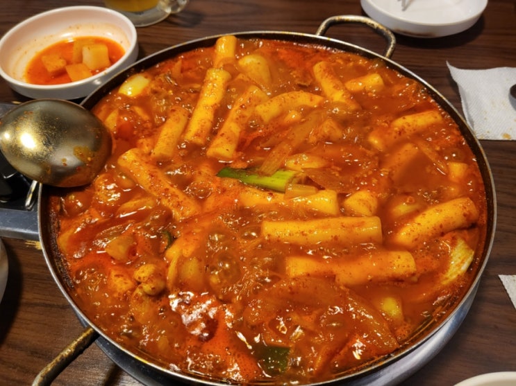  어마어마한 웨이팅,,또간집의 [떡도리탕] 후기 / 추억의 카페 [빈스플 beansple]