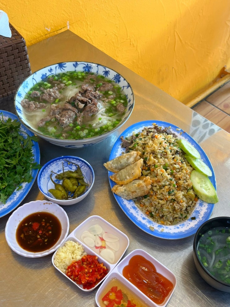  [첨단 맛집] 하노이어이 ! 베트남 현지 느낌 물씬나는 광주 쌀국수집 !