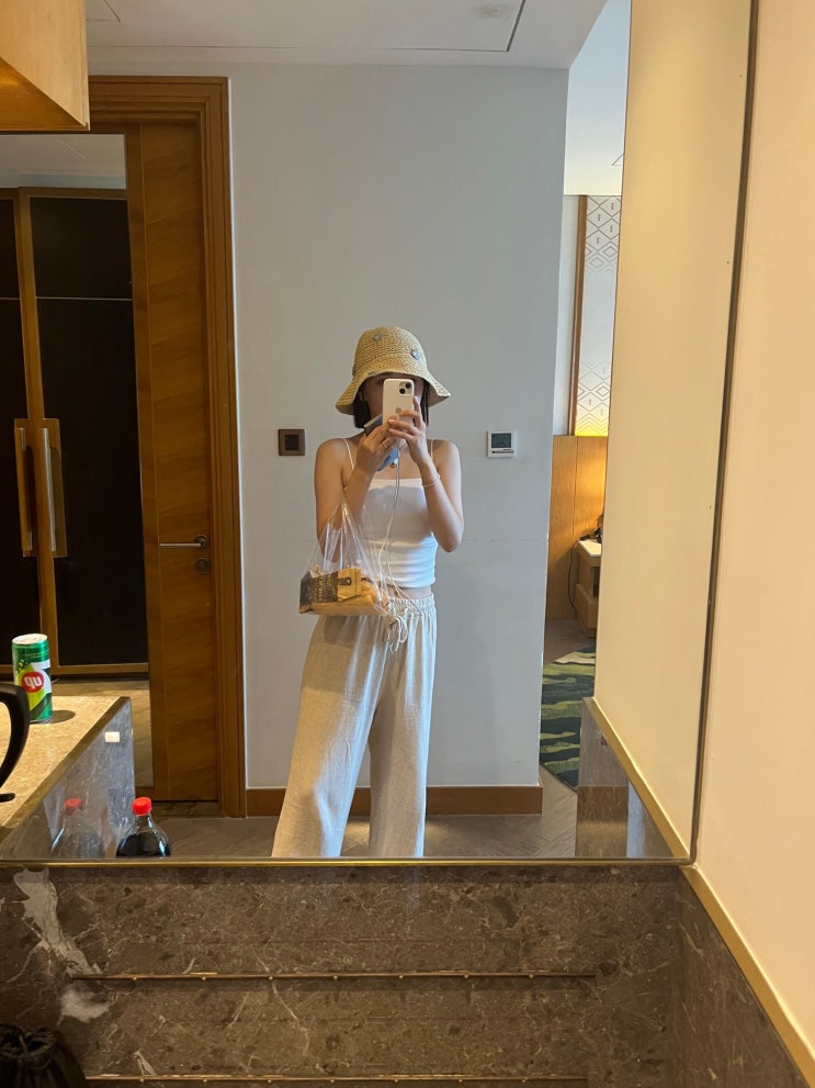  베트남 나트랑 냐짱 여행 준비 4박 6일 일정(항공권, 숙소, 8월 날씨, 옷차림, 환전, 무이네 투어 고민)