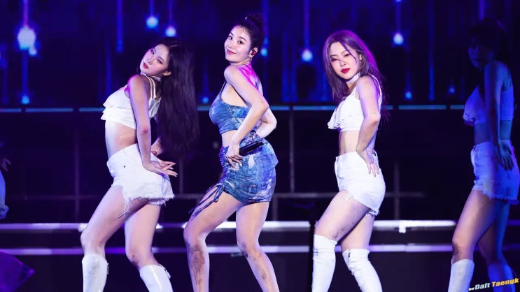 <b>워터밤</b> 여신, 권은비 JTBC <b>아는형님</b>에 출연 <b>워터밤</b> 이후... 