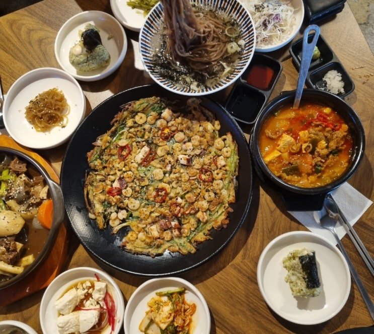  [경주/황리단길] 한식세트 구성이 좋은 "포석로 소갈비찜"