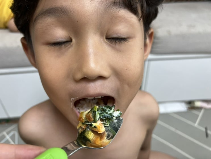  아기 계란찜 유아 반찬 시금치 프리타타 시금치 효능 듬뿍 3살 4살 5살 아이반찬