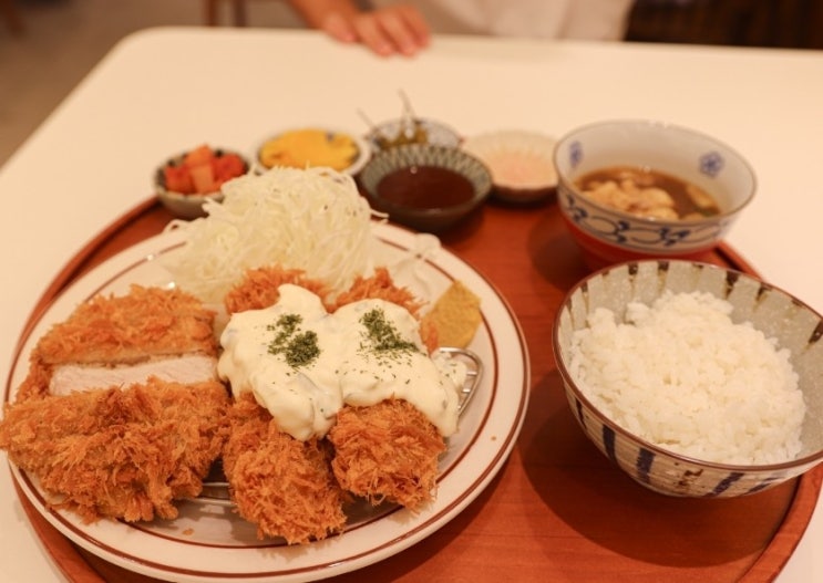  깨끗한 기름으로 튀겨 먹고도 가벼운 돈까스맛집 광교 카츠바라