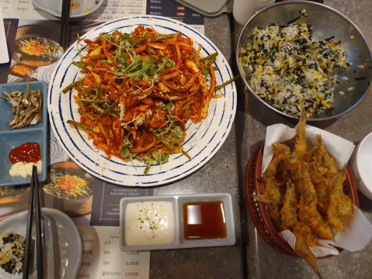  멸치회무침과 멸치튀김이 맛있는 문정동 맛집 멸치집