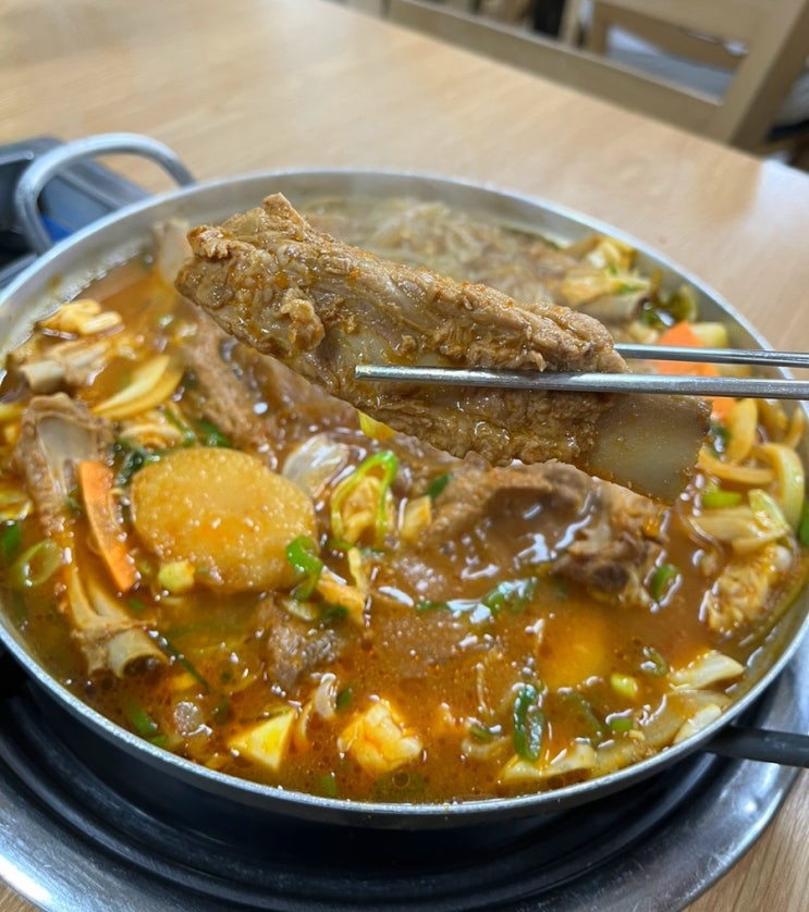  [월산동 맛집] 매운돼지등갈비찜 ! 텁텁하지 않고 개운하게 맛있는 매운맛의 등갈비찜 ! 맵기조절가능 !