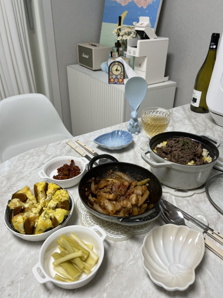  2023년 8월 18일 | 주부9단 수빈짱네서 외박하는 날 , 스테이블커피로스터스, 맛있는 집밥, 하트시그널4, 한강 라이딩