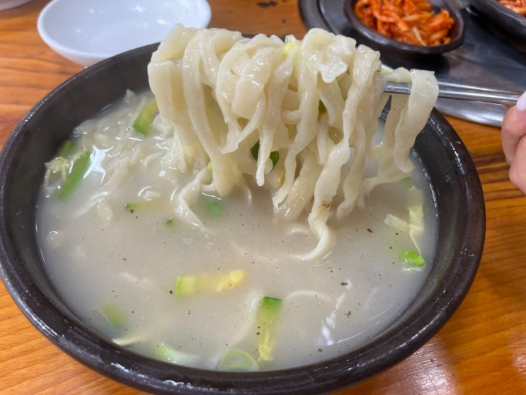  [가평맛집] 국물이 일품인 가마솥 사골 손칼국수 _내돈내산