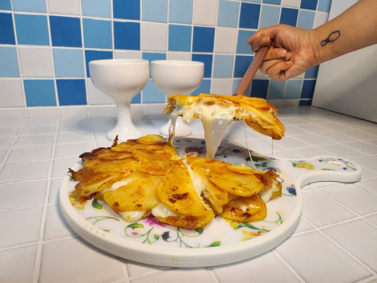  집밥 불닭볶음탕면+감자치즈전, 막걸리