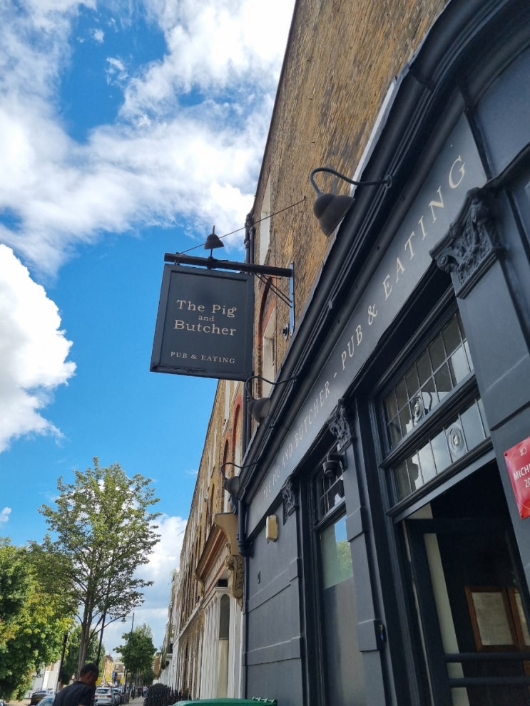 The Pig and Butcher (Islington)