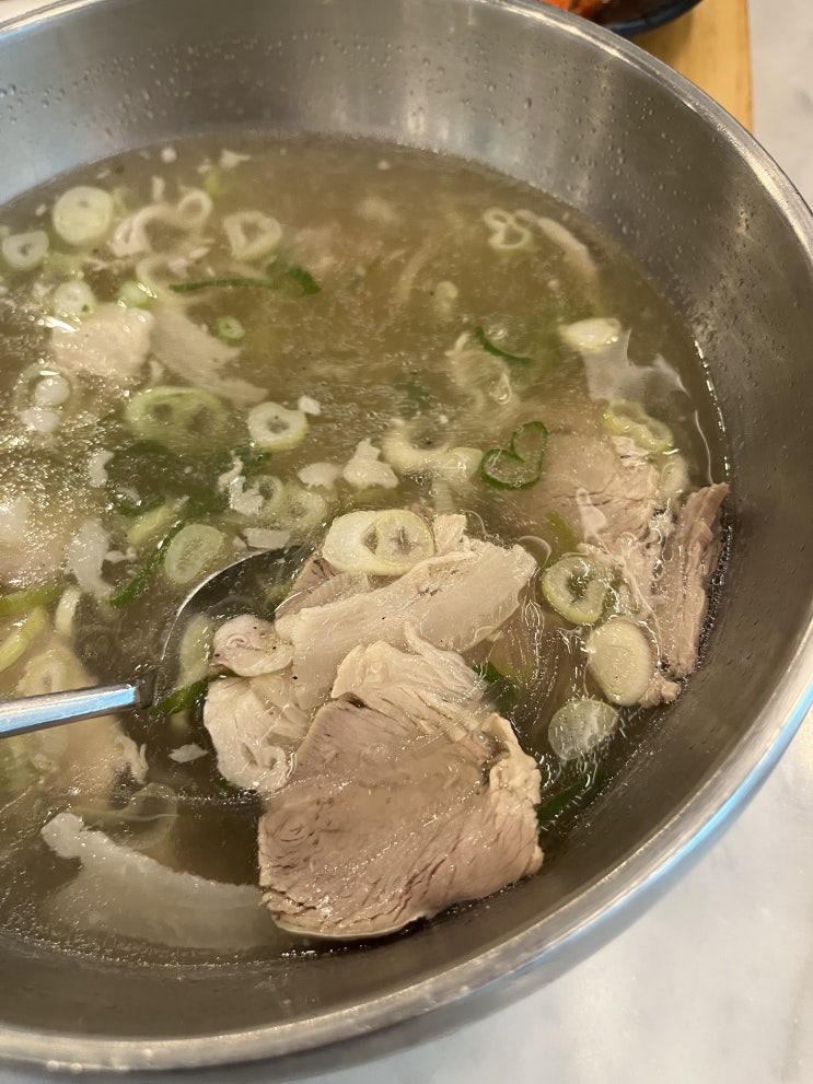  인천공항 제2여객터미널 한식 맛집 제주돔베곰탕 아침식사로도 추천