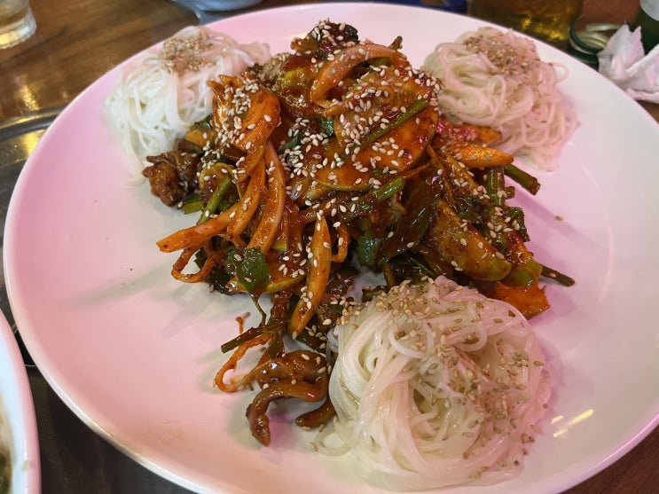  [용산/경리단] 식사와 안주가 있는 술 마시기 좋은 경리단 안주 맛집 '이태원 이모네 포차' (5명 이상 가능 술집)