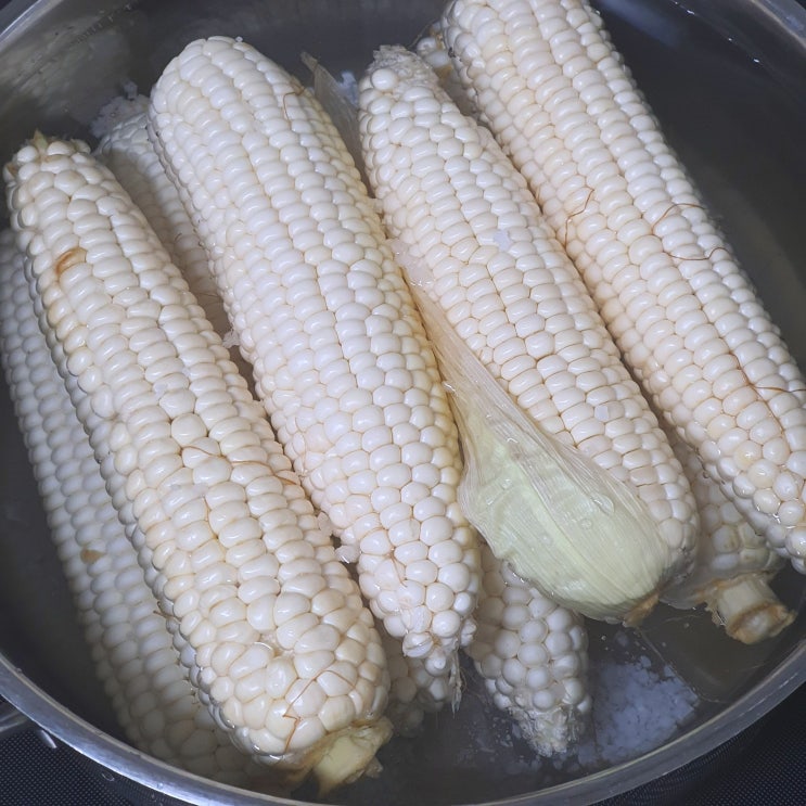  옥수수 삶는 법 및 효능 그리고 칼로리 보관방법