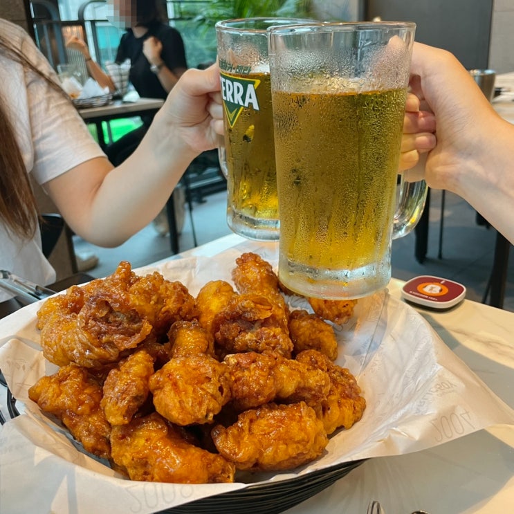  회식하기 좋은 교촌치킨 가산디지털점