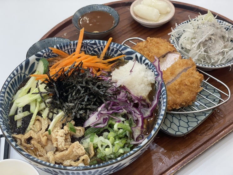  돈가스 좋아해요...? 돈가스/냉소바 맛집 백소정 서울대입구역점