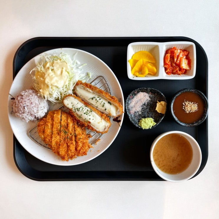 줄 서서 먹는 바삭한 돈가스 가양역 맛집 윤카츠 줄 서서 먹는 바삭한 돈가스 가양역 맛집 윤카츠
