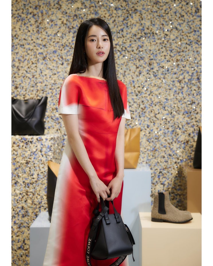 국민사형투표 임지연 멋진 로에베 23F/W 드레스 정보! 국민사형투표 임지연 멋진 로에베 23F/W 드레스 정보!