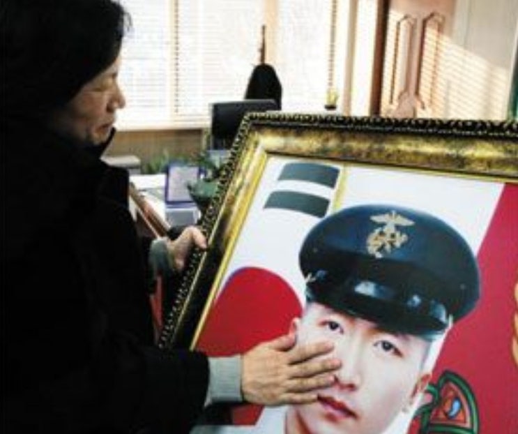 <b>강기정</b>은 <b>광주</b> 애국시민의 이런 지적을 경청하라! <b>광주</b> 출신... 