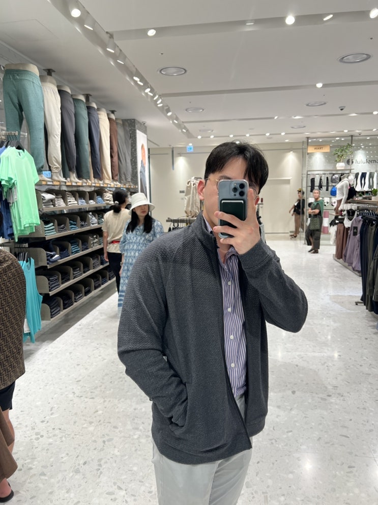  룰루레몬 남자 남성 가방 조거 아우터 자켓 현대백화점 매장