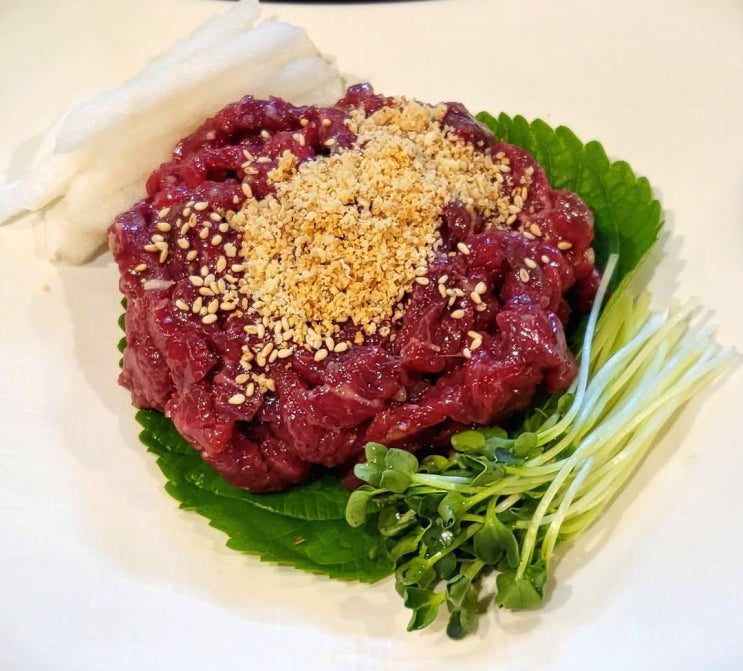  건대 화양동 맛집ㅣ육회 육사시미 전문점  명품육사 우향우