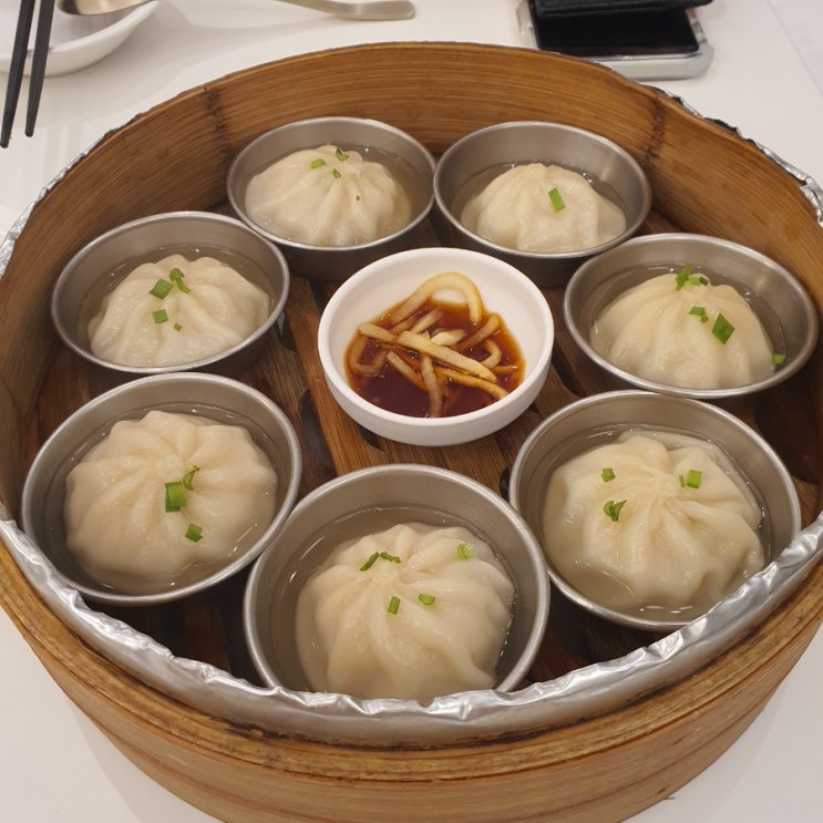  월드타워 '댄싱홍콩'과 말차맛집 '슈퍼말차' 다녀온 후기