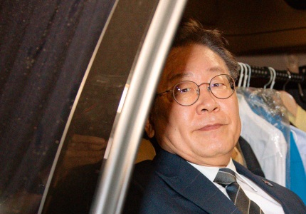 이재명은 <b>김혜경</b>의 법카 <b>유용</b> 정말 몰랐을까? 전직 <b>경기도</b>청... 