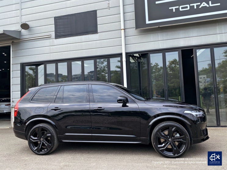  볼보 XC90 휠수리 후 블랙유광 휠도색